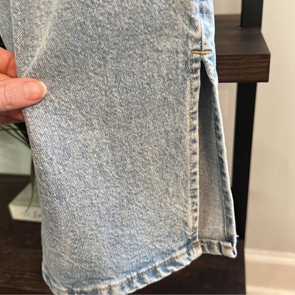 H&M High Rise 90s Straight Jean - Picture 4 of 5